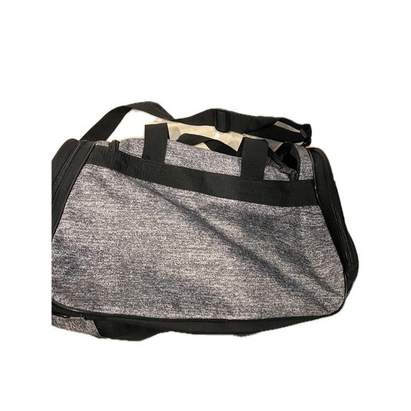 Adidas Defender Medium 20"x12"x10" Blue Black Duffel Bag - Picture 3 of 6